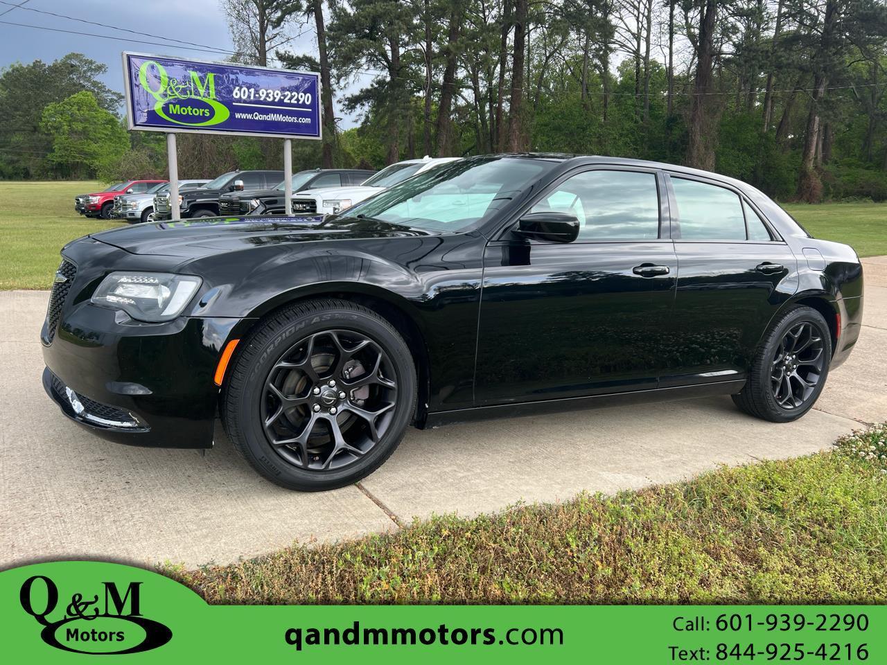 2019 Chrysler 300 Touring RWD