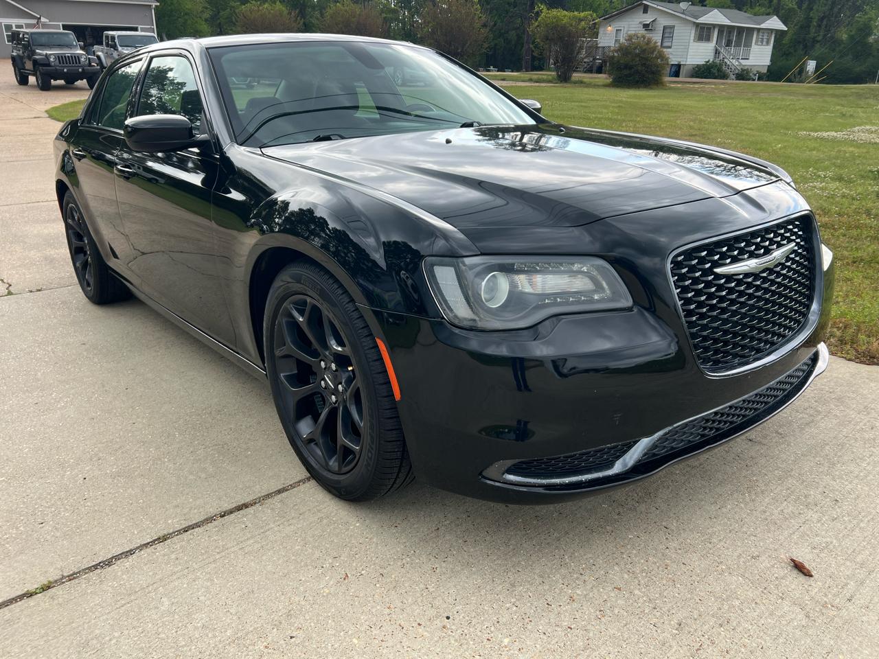 Chrysler 300 Touring RWD 2019