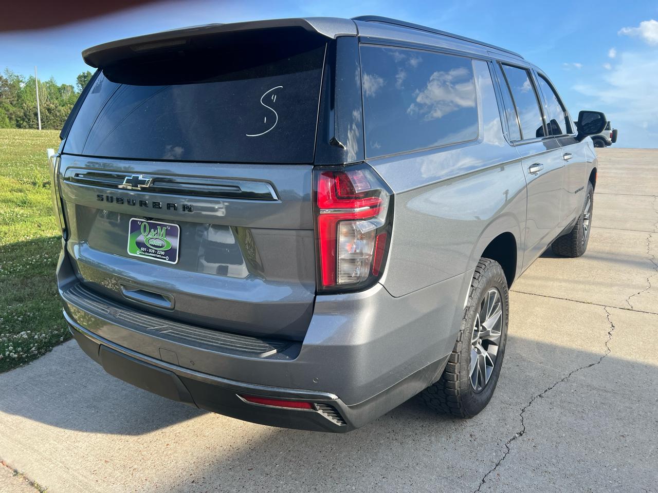 Chevrolet Suburban 4WD 4dr Z71 2022