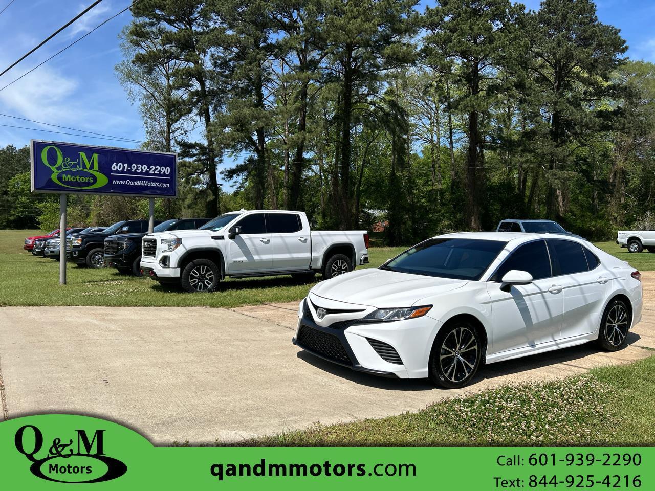 Toyota Camry XLE Auto (Natl) 2019