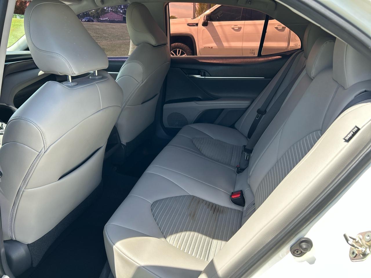 Toyota Camry XLE Auto (Natl) 2019