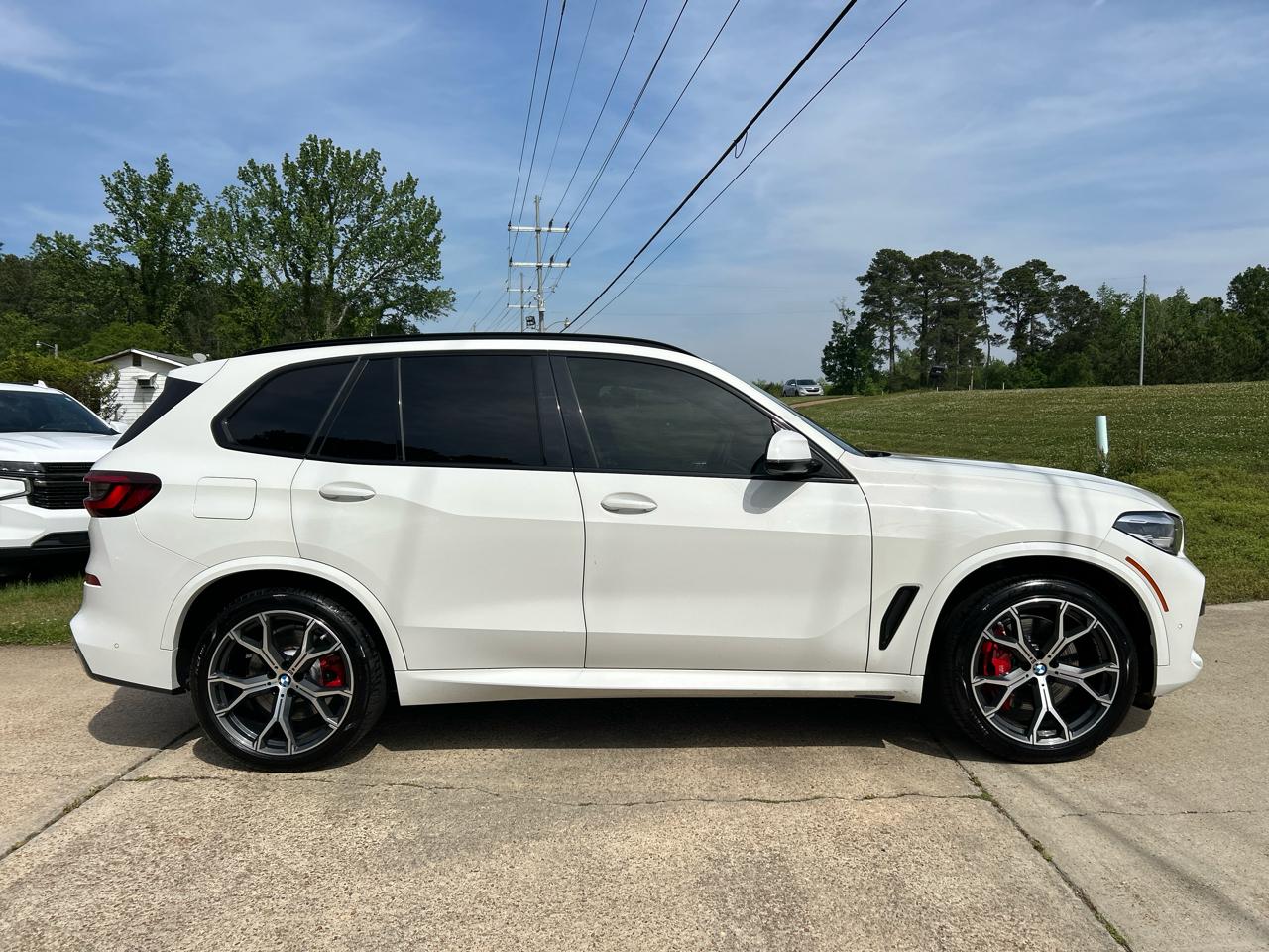 BMW X5 sDrive40i Sports Activity Vehicle 2021