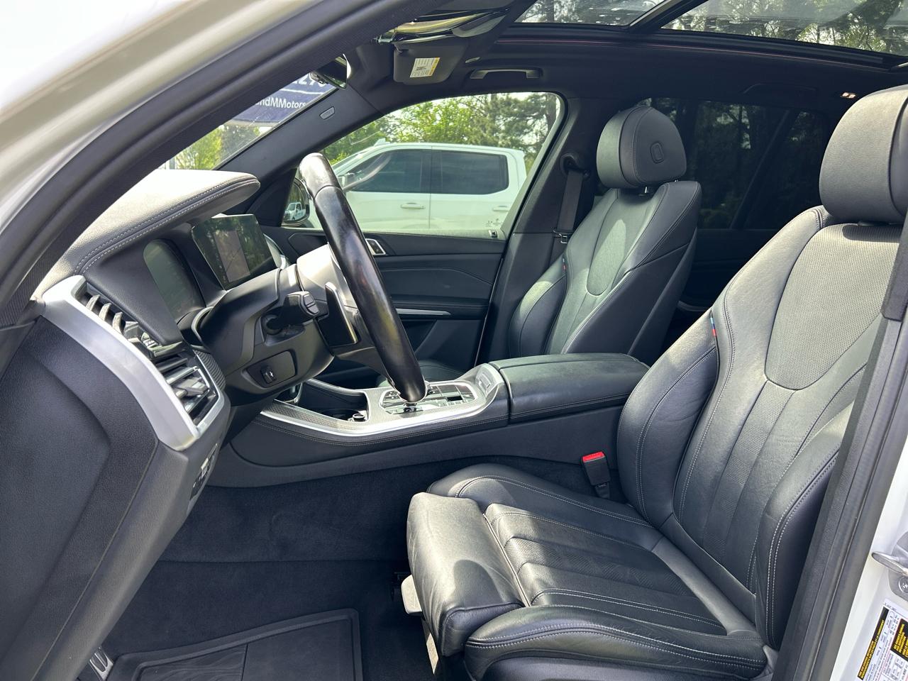 BMW X5 sDrive40i Sports Activity Vehicle 2021