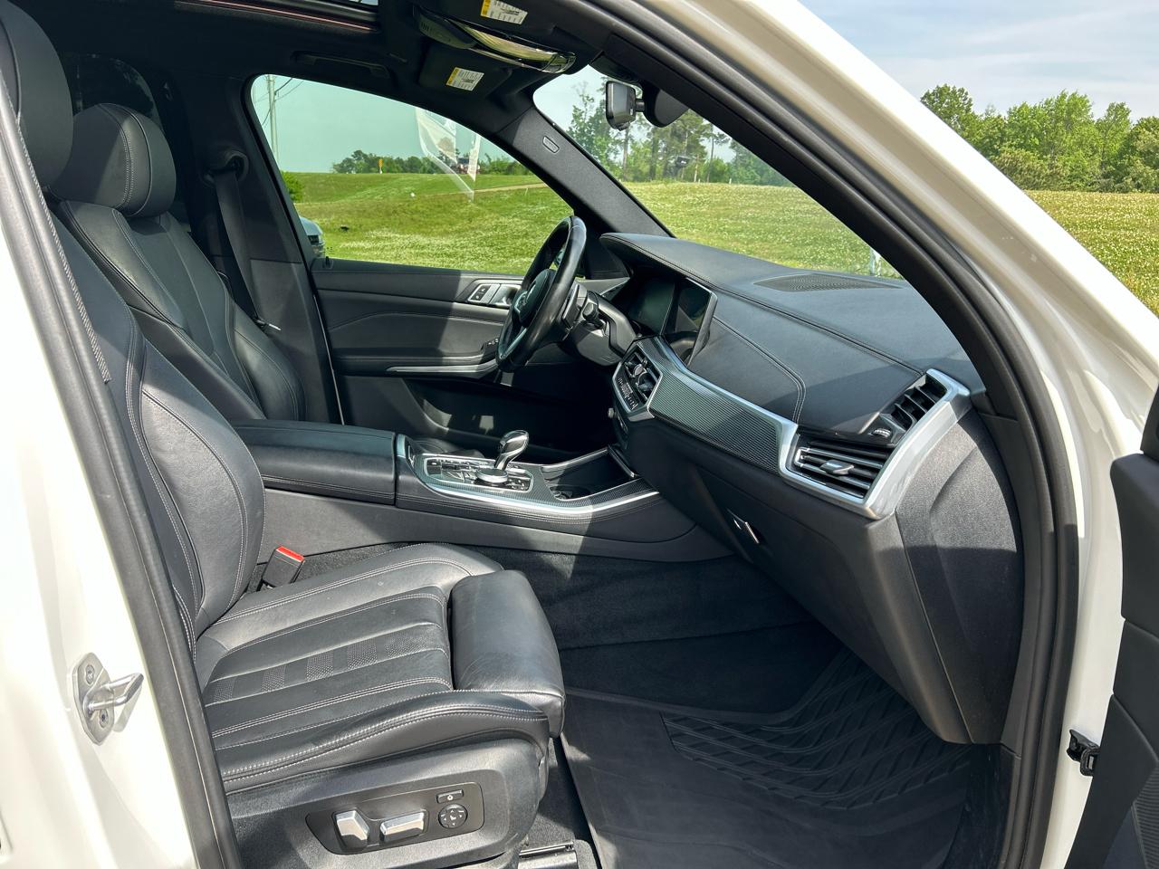 BMW X5 sDrive40i Sports Activity Vehicle 2021