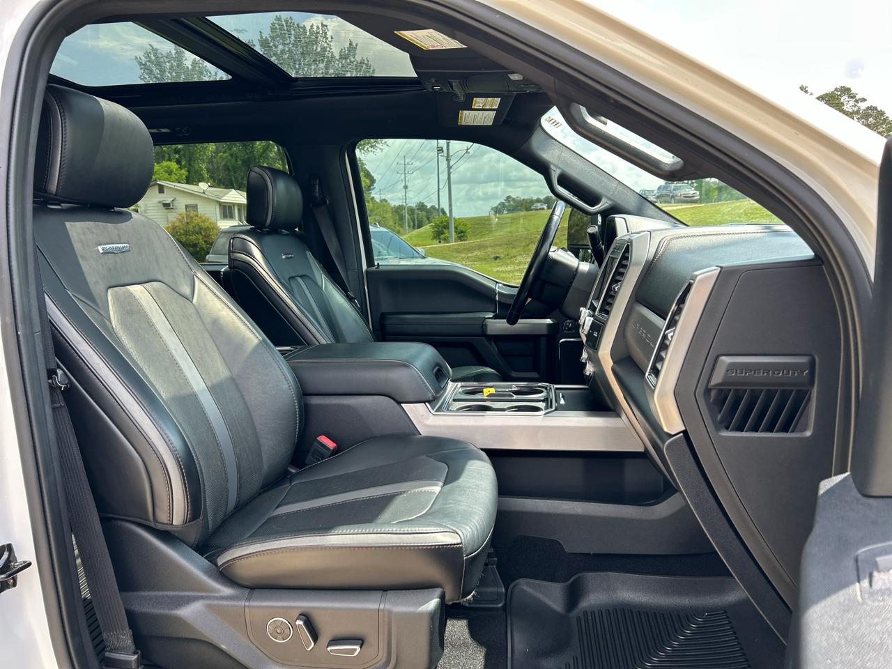 Ford Super Duty F-250 SRW King Ranch 4WD Crew Cab 8' Box 2019