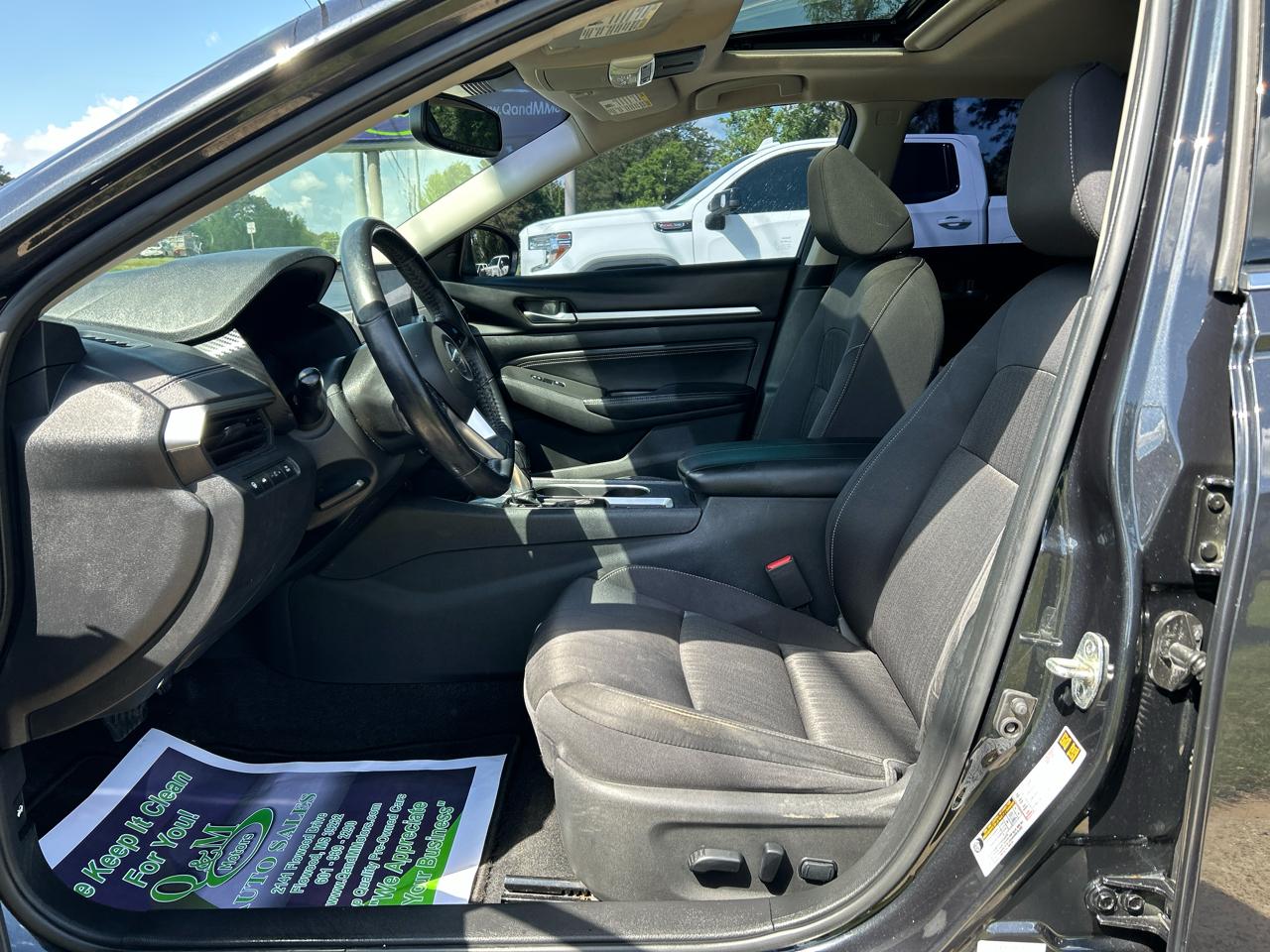 Nissan Altima 2.5 SV Sedan 2019