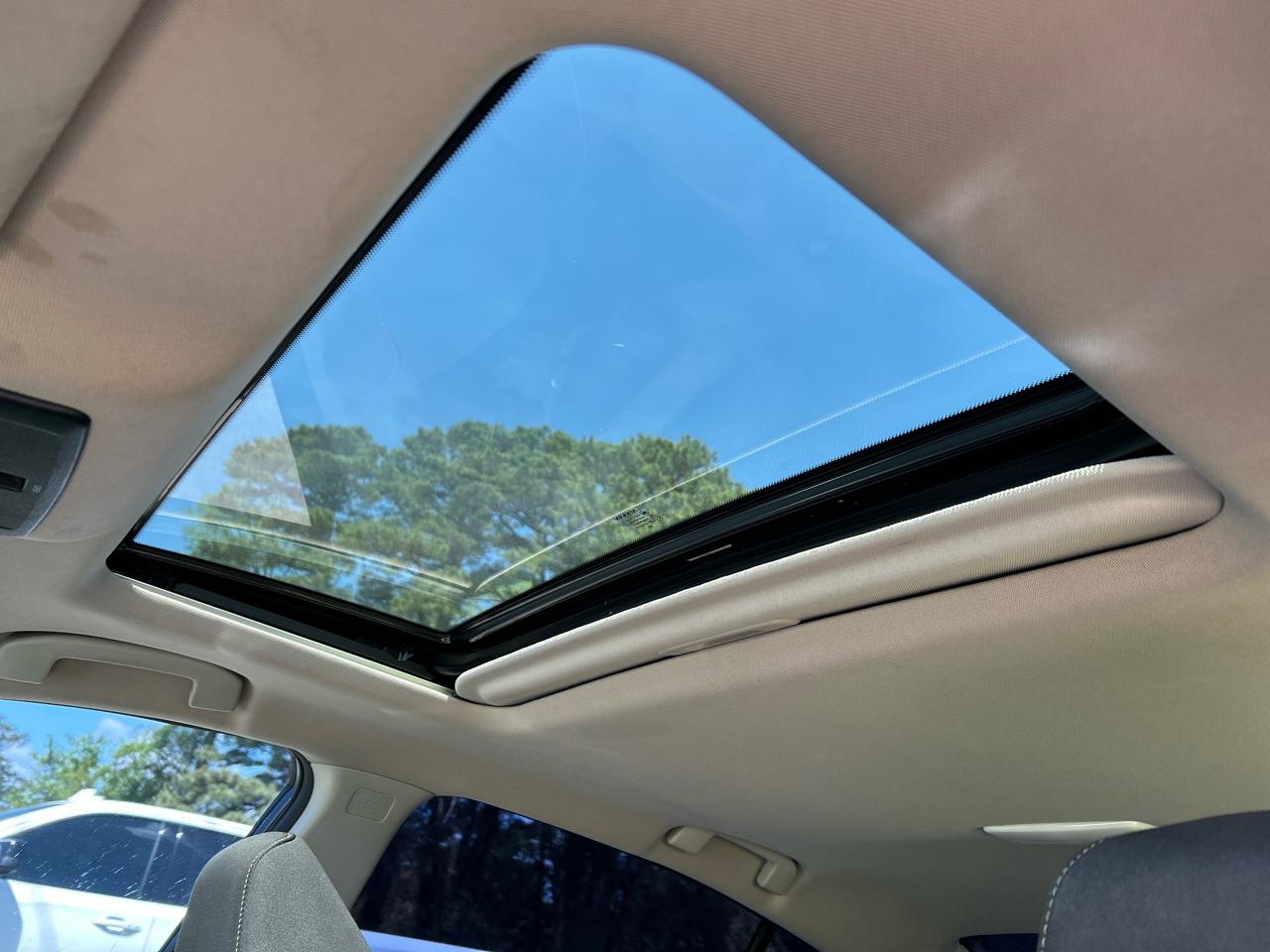 Nissan Altima 2.5 SV Sedan 2019