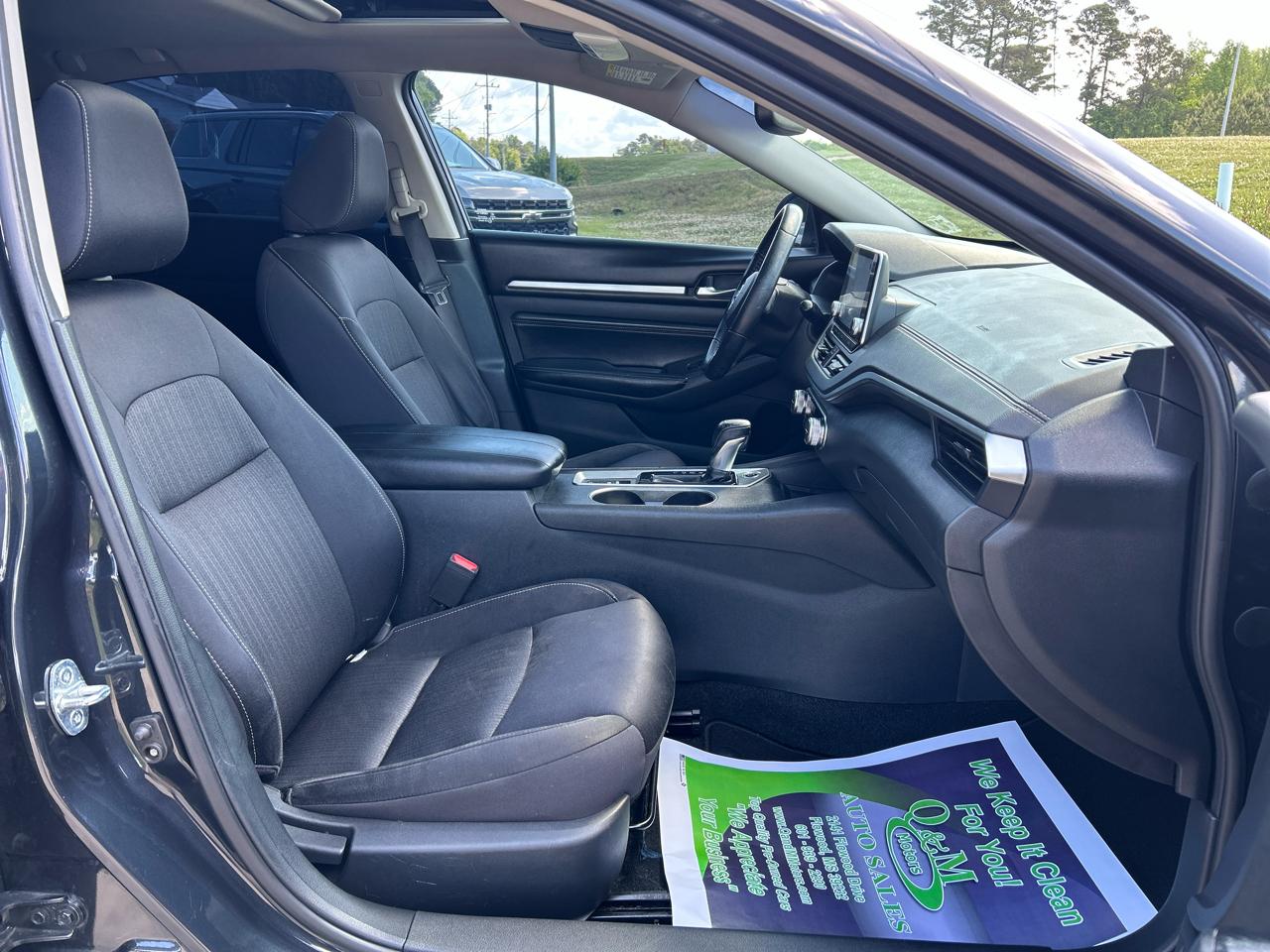 Nissan Altima 2.5 SV Sedan 2019