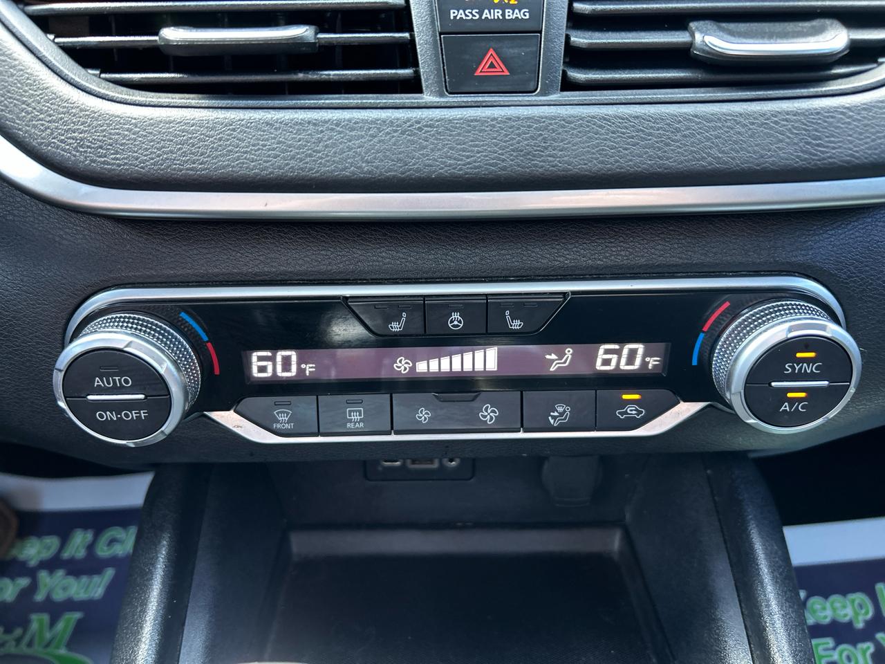 Nissan Altima 2.5 SV Sedan 2019