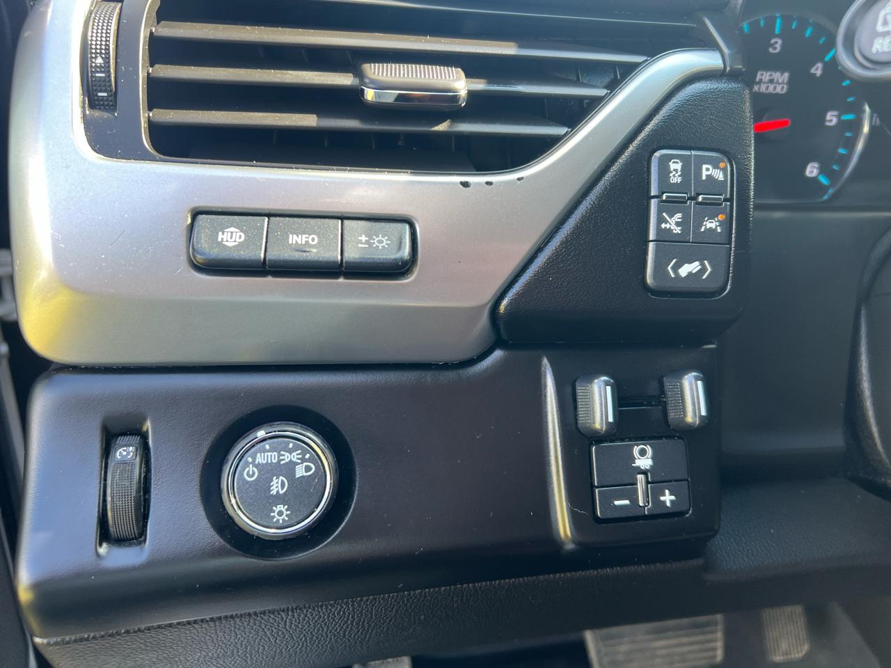 Chevrolet Suburban 2WD 4dr 1500 Premier 2019