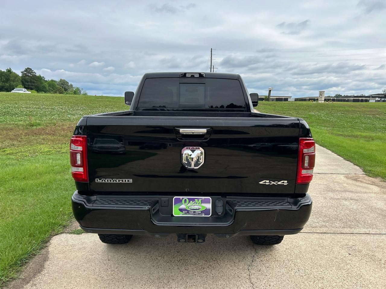 RAM 2500 Laramie 4x4 Crew Cab 6'4" Box 2022