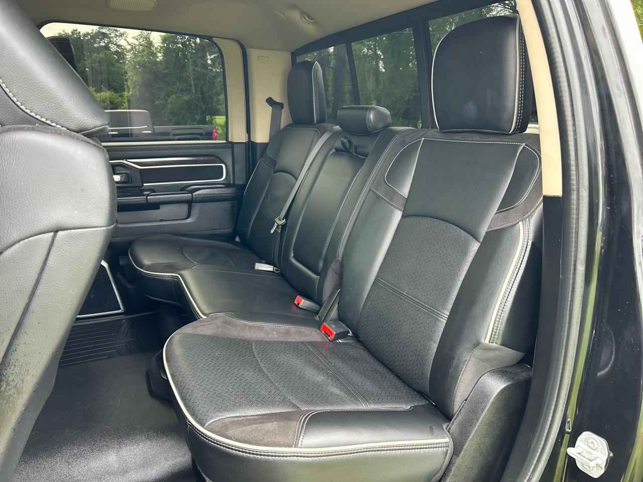 RAM 2500 Laramie 4x4 Crew Cab 6'4" Box 2022