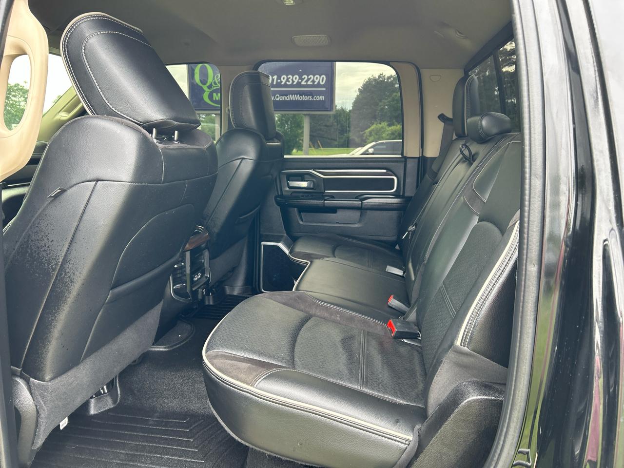 RAM 2500 Laramie 4x4 Crew Cab 6'4" Box 2022