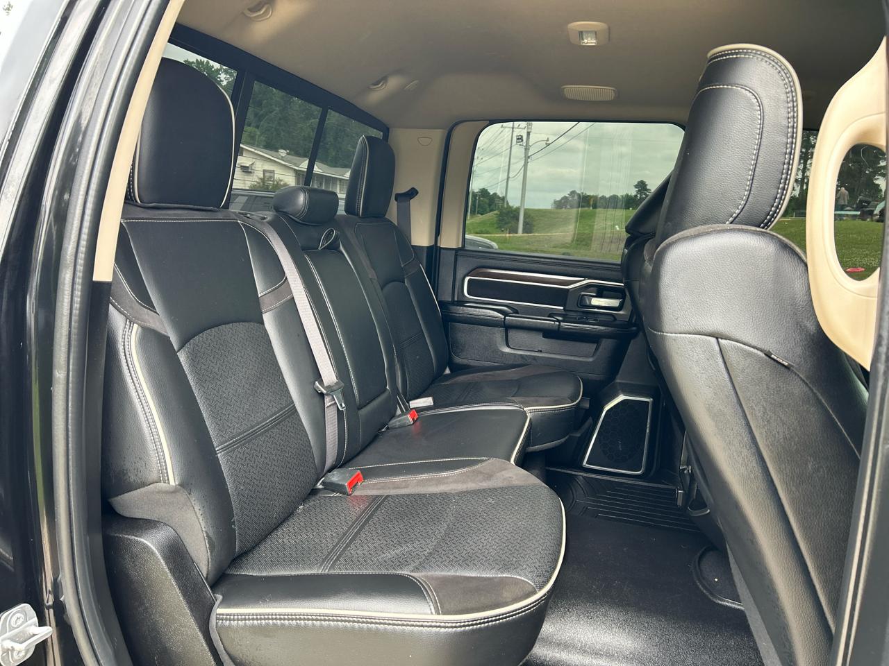 RAM 2500 Laramie 4x4 Crew Cab 6'4" Box 2022
