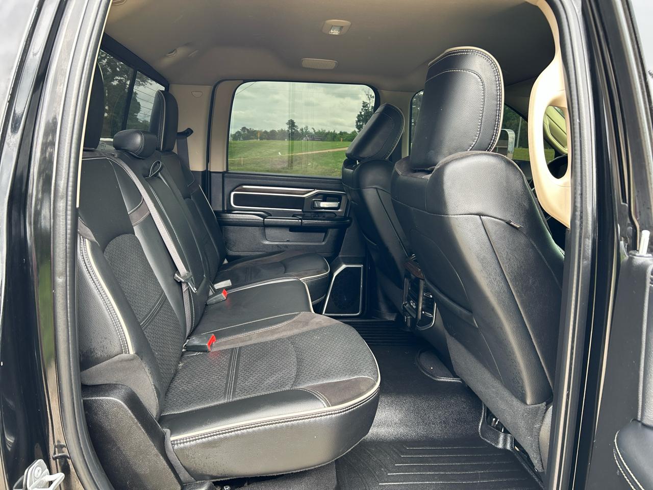 RAM 2500 Laramie 4x4 Crew Cab 6'4" Box 2022