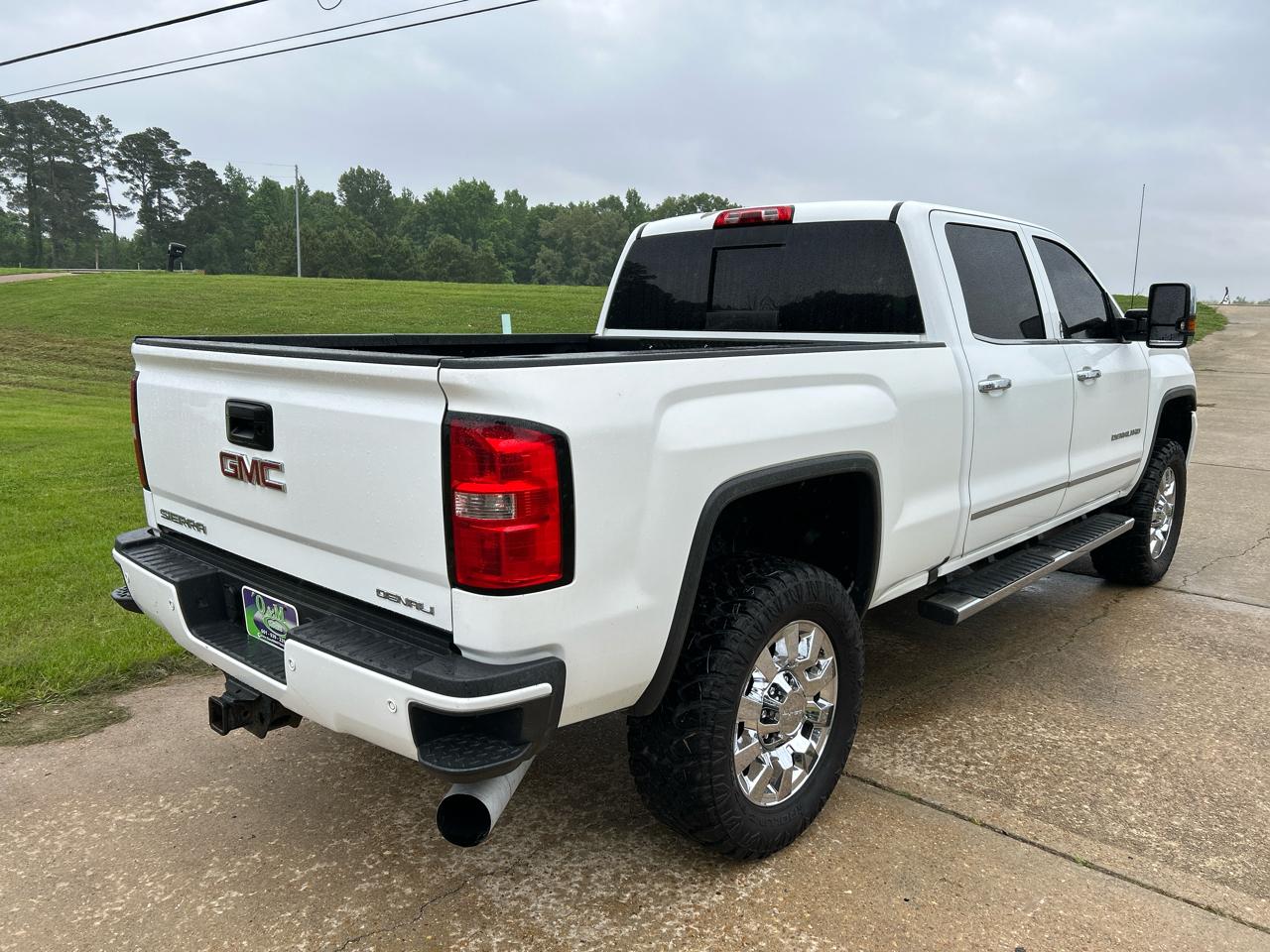 GMC Sierra 2500HD 4WD Crew Cab 153.7" Denali 2016