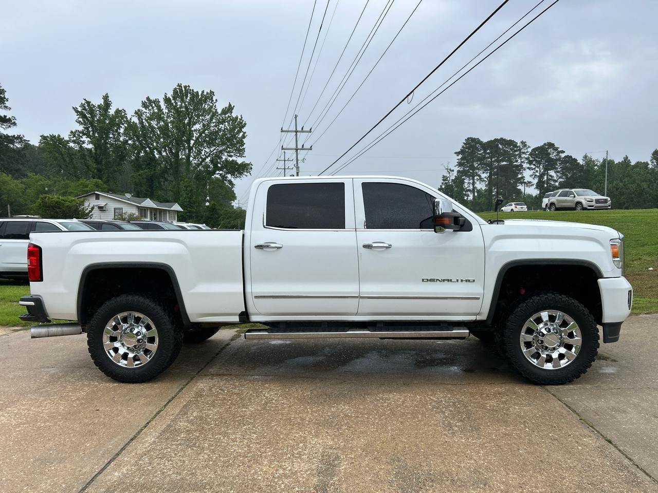 GMC Sierra 2500HD 4WD Crew Cab 153.7" Denali 2016
