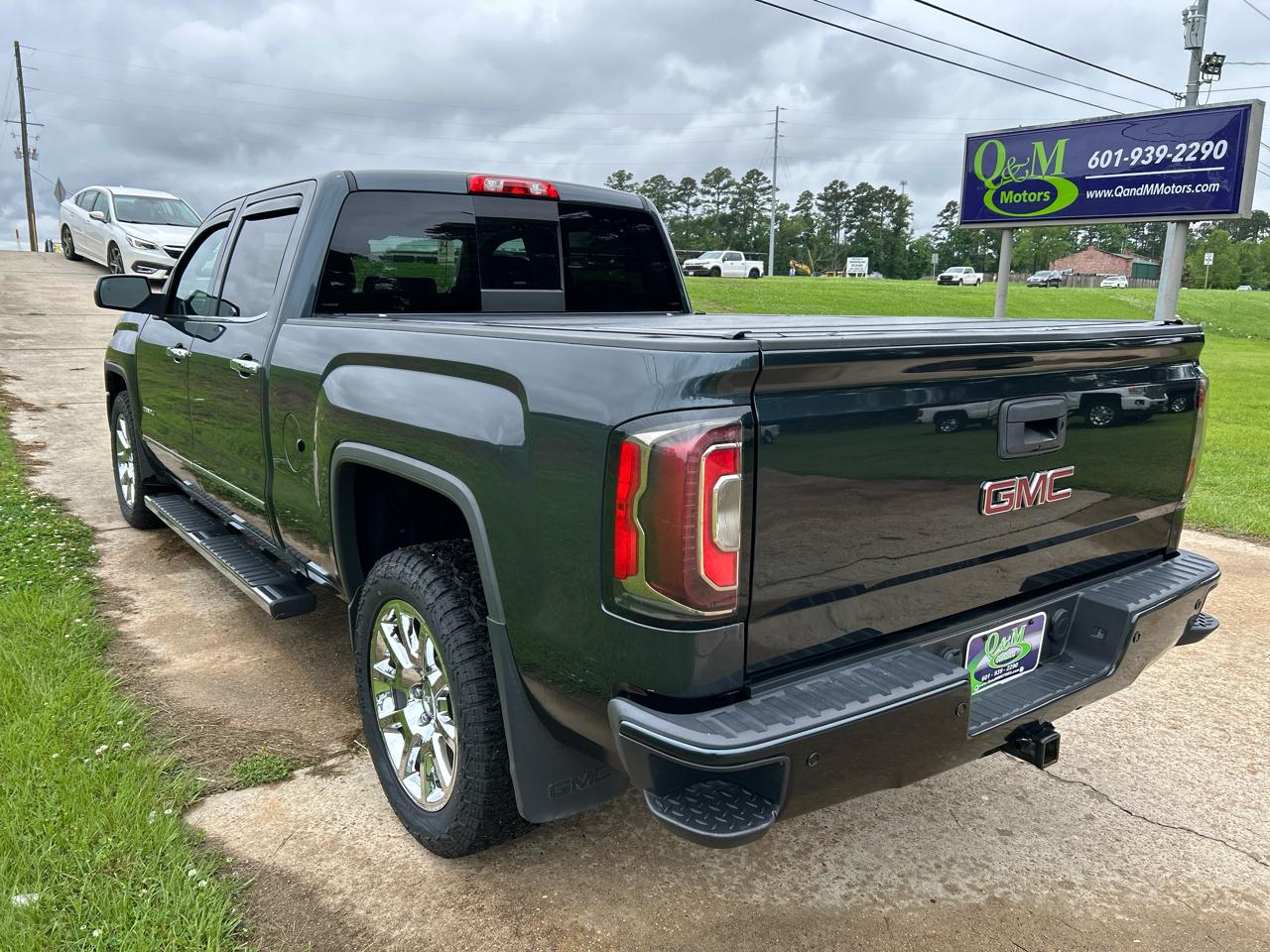 GMC Sierra 1500 4WD Crew Cab 153.0" Denali 2017