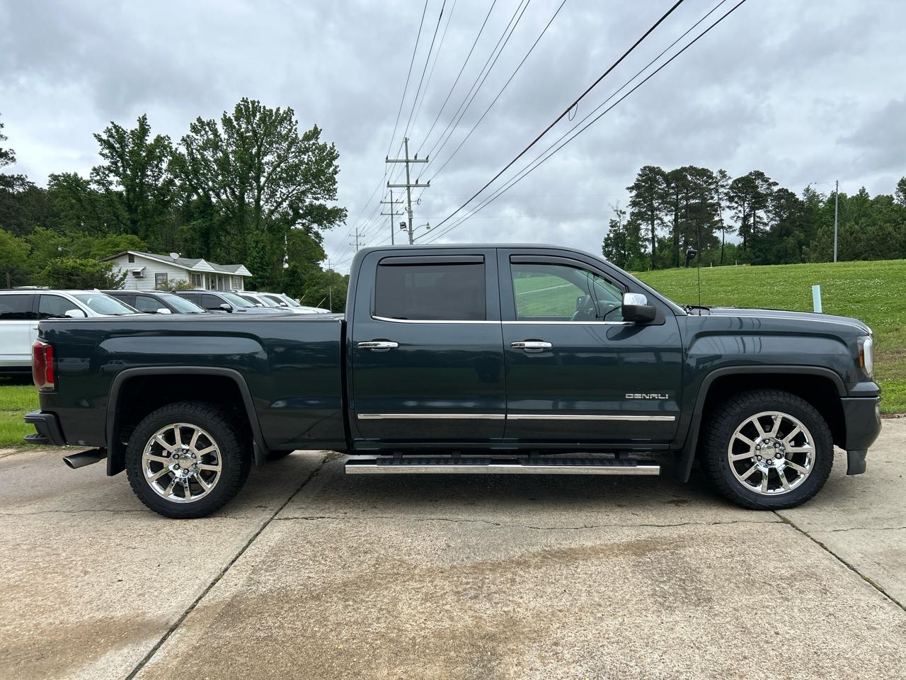 GMC Sierra 1500 4WD Crew Cab 153.0" Denali 2017