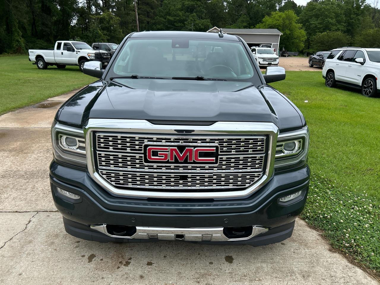 GMC Sierra 1500 4WD Crew Cab 153.0" Denali 2017