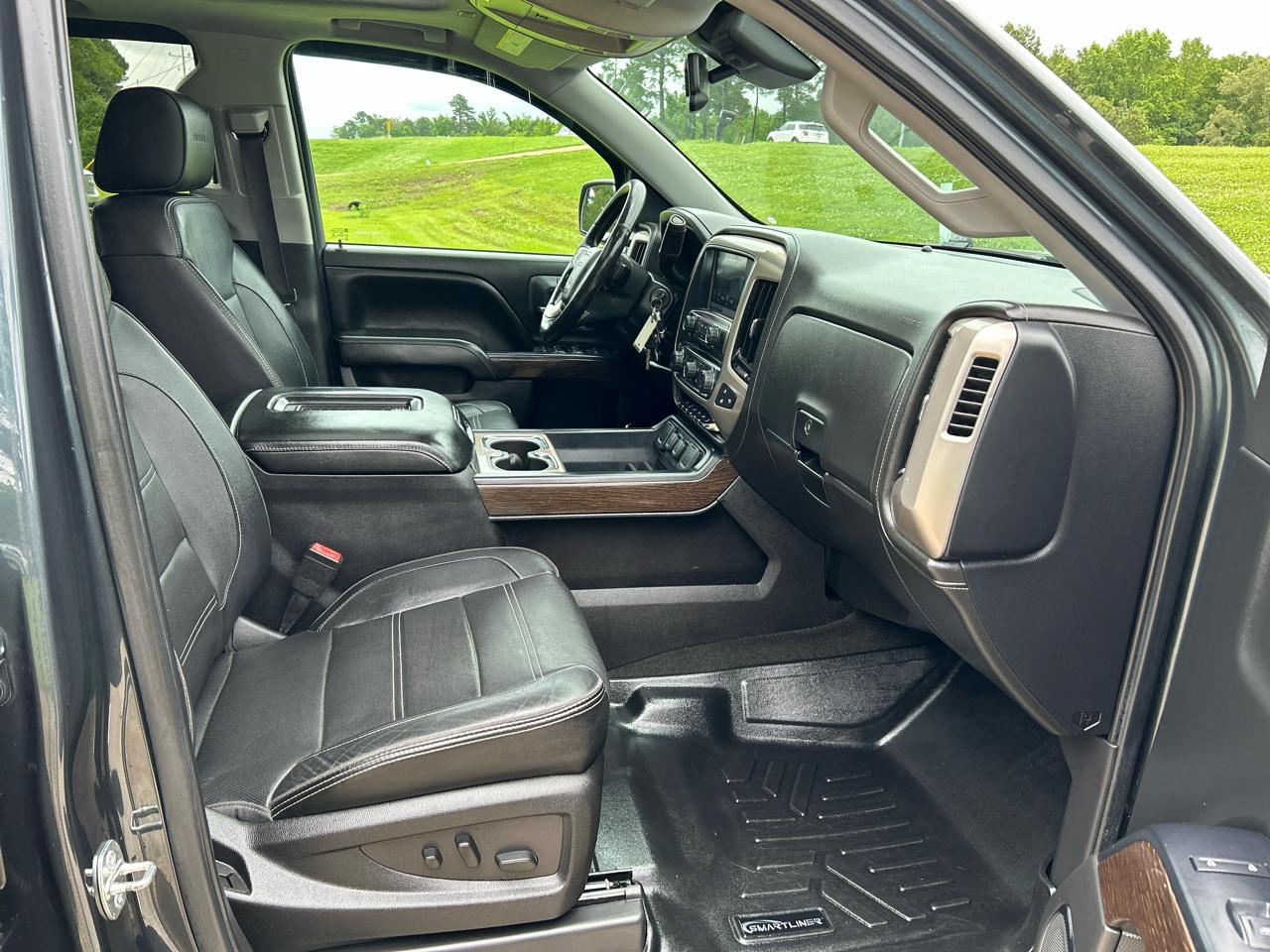 GMC Sierra 1500 4WD Crew Cab 153.0" Denali 2017