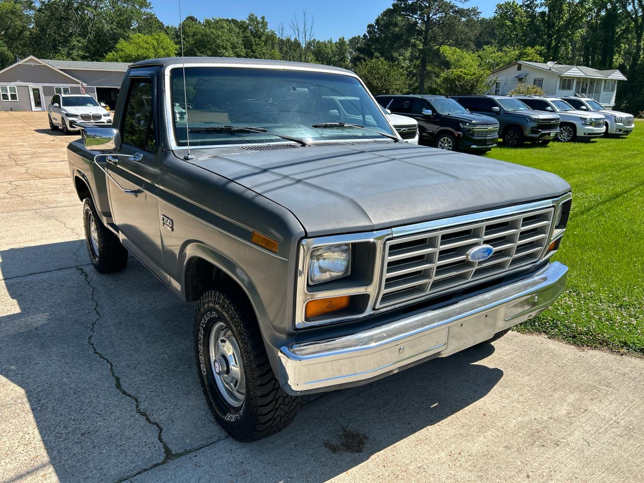 Ford F-Series Pickup F-150 Flareside 117.5" WB 1986