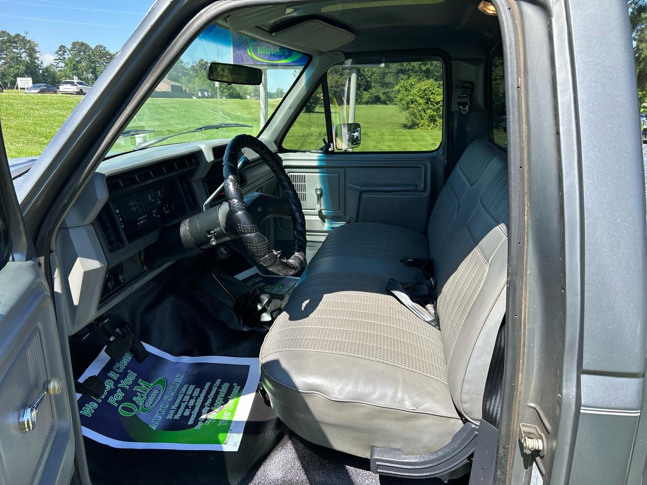 Ford F-Series Pickup F-150 Flareside 117.5" WB 1986