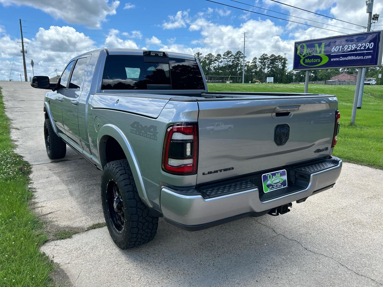 RAM 2500 Limited 4x4 Mega Cab 6'4" Box 2021
