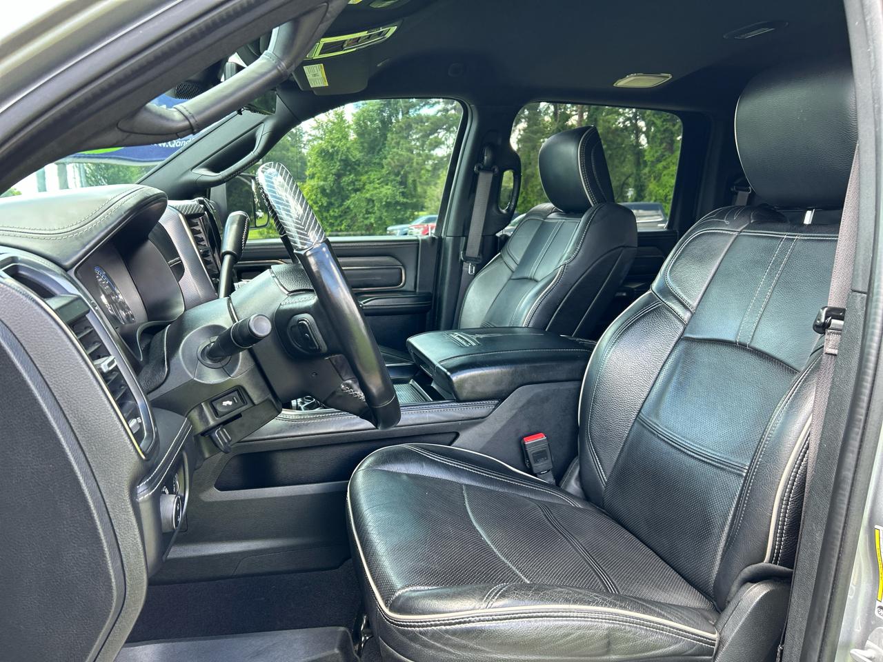 RAM 2500 Limited 4x4 Mega Cab 6'4" Box 2021