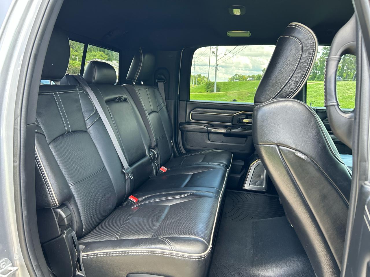 RAM 2500 Limited 4x4 Mega Cab 6'4" Box 2021