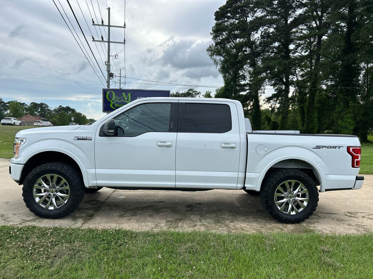 Ford F-150 2WD SuperCrew 139" XLT 2018