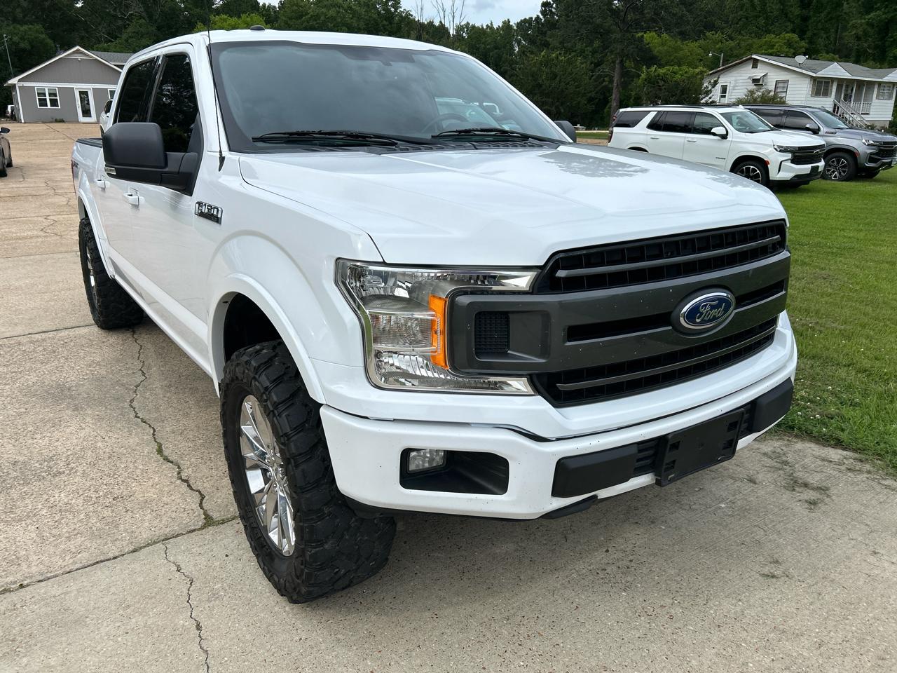 Ford F-150 2WD SuperCrew 139" XLT 2018