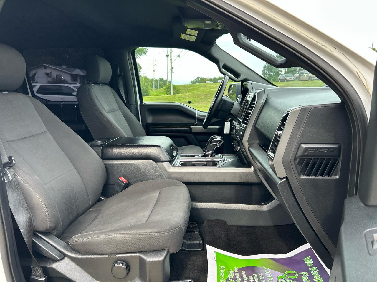 Ford F-150 2WD SuperCrew 139" XLT 2018