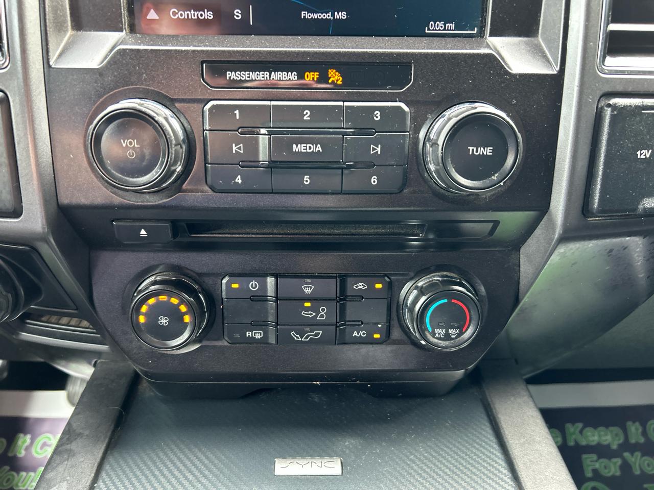Ford F-150 2WD SuperCrew 139" XLT 2018
