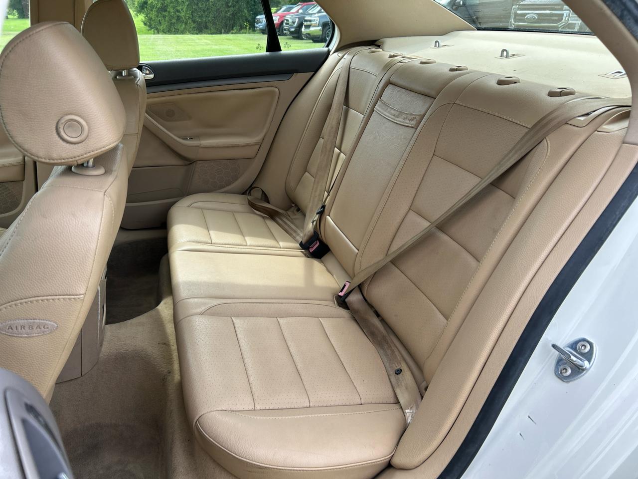 Volkswagen Jetta Sedan A5 4dr 2.5L Auto 2005