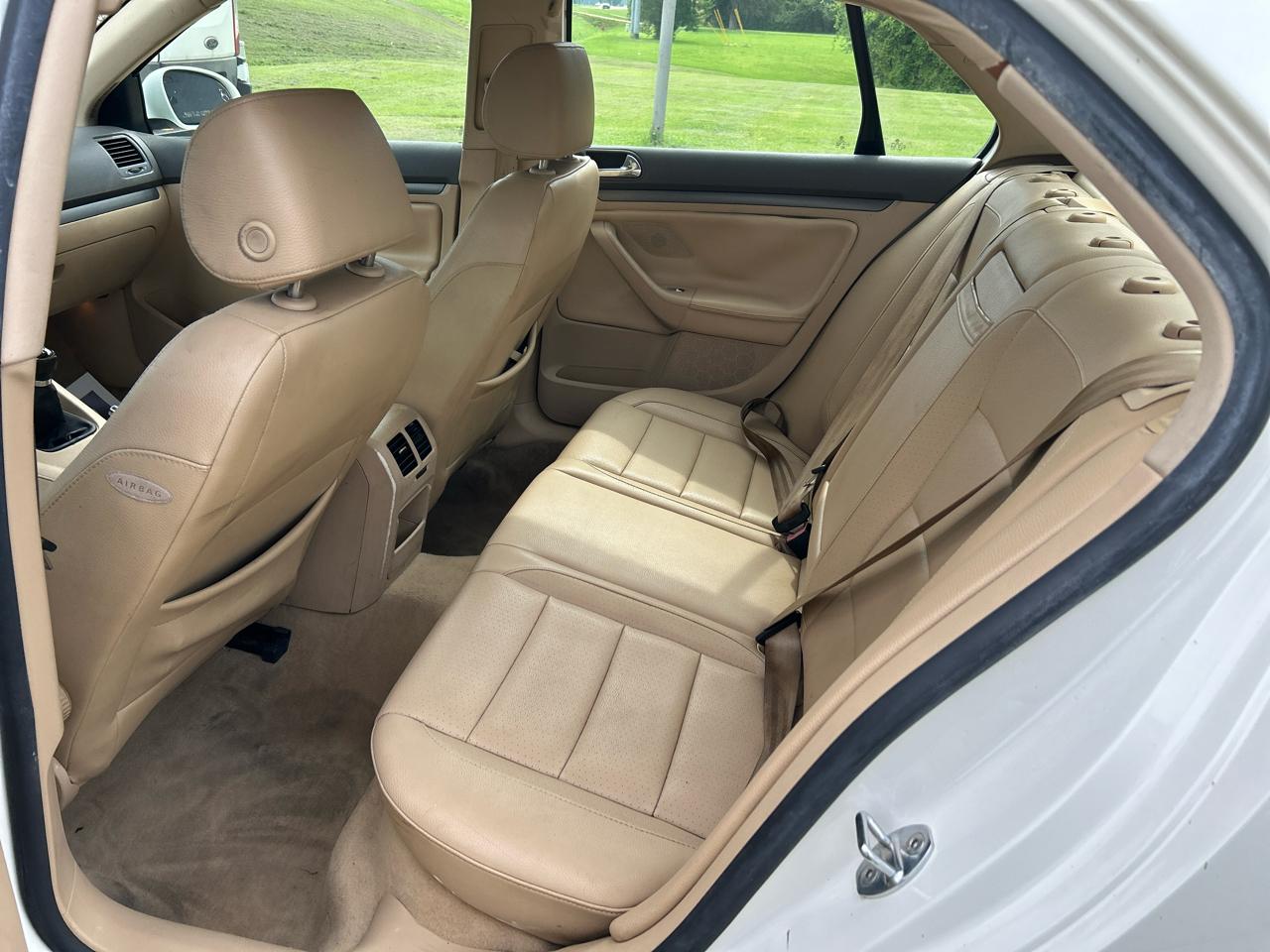 Volkswagen Jetta Sedan A5 4dr 2.5L Auto 2005