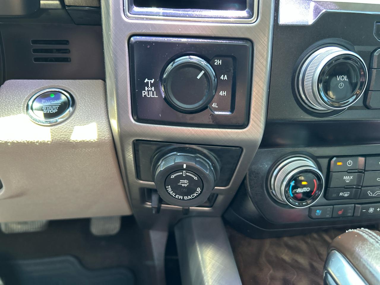 Ford F-150 4WD SuperCrew 145" Limited 2019