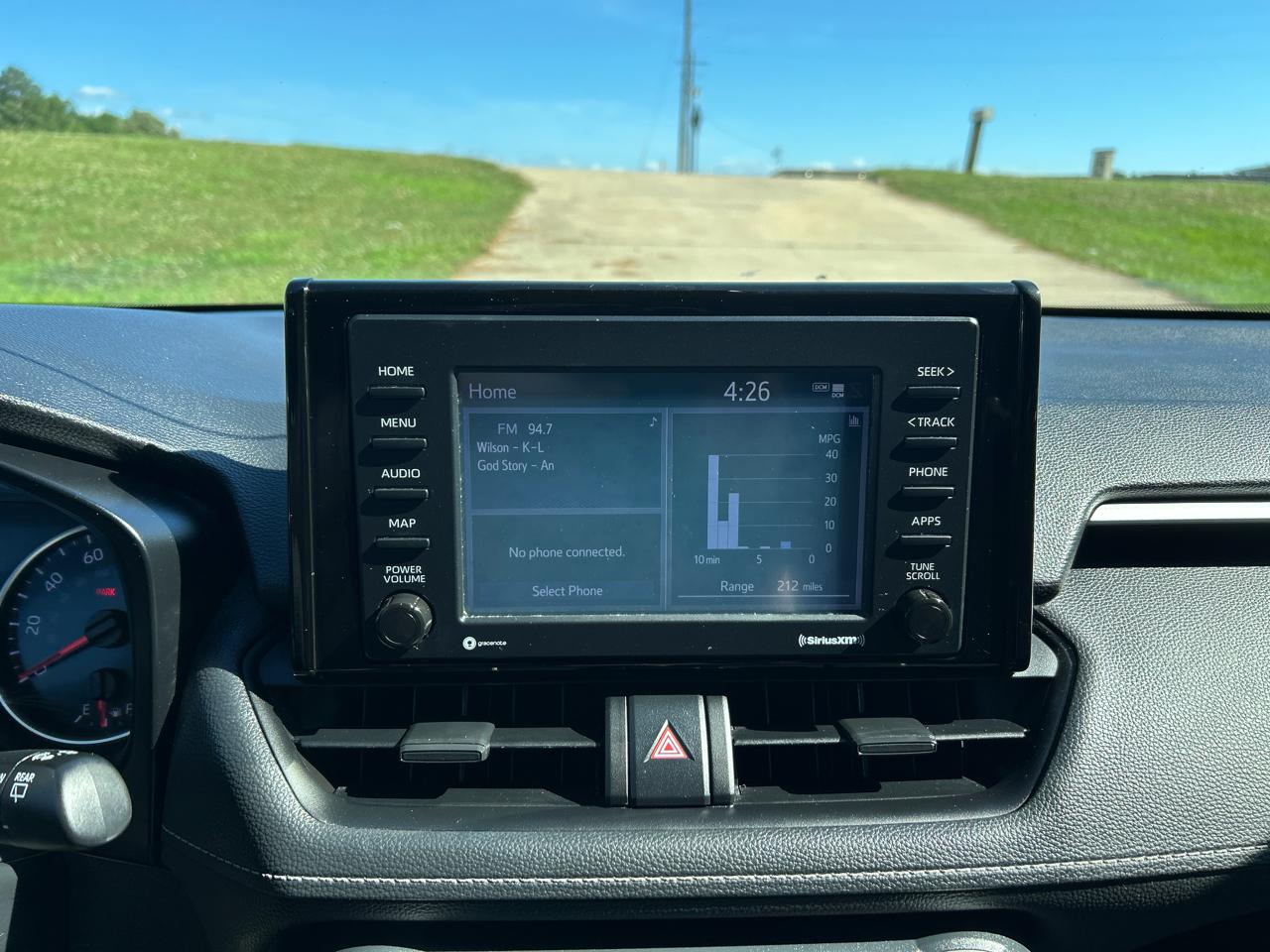 Toyota RAV4 LE AWD (Natl) 2021