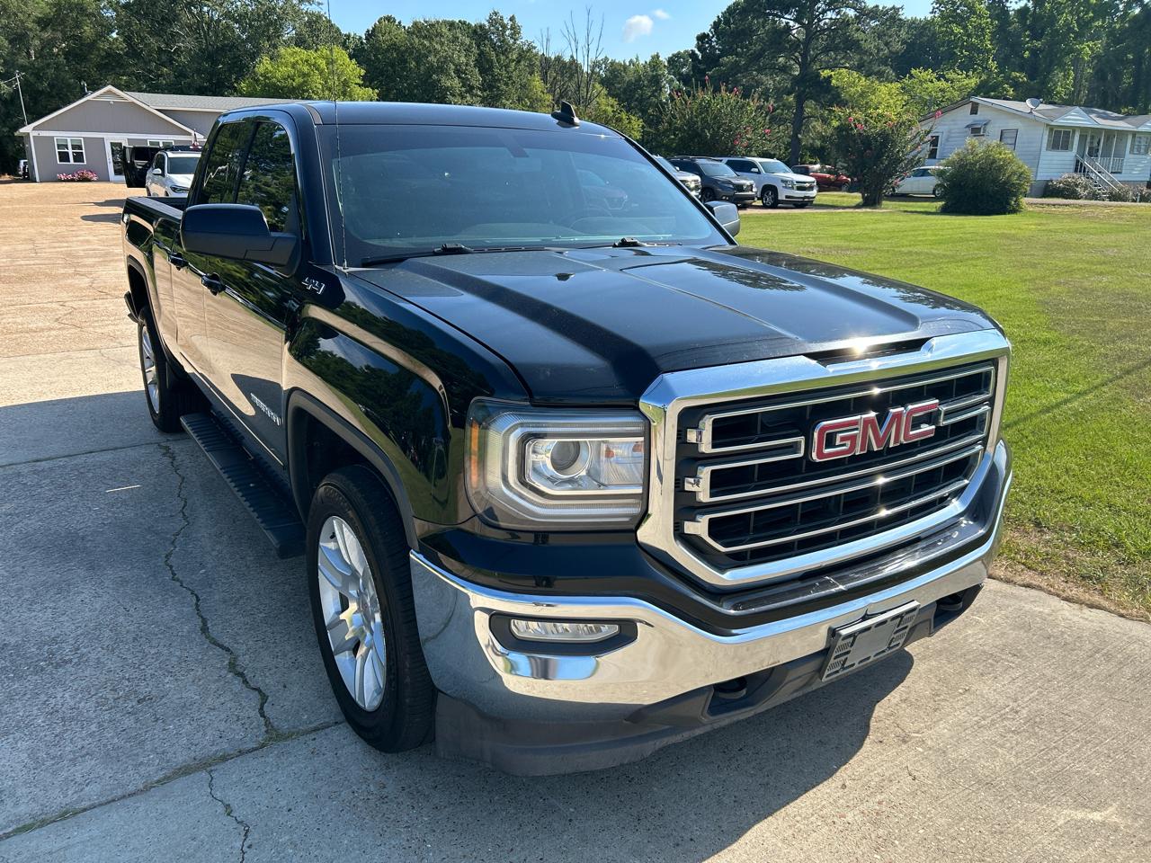 GMC Sierra 1500 4WD Double Cab 143.5" SLE 2018