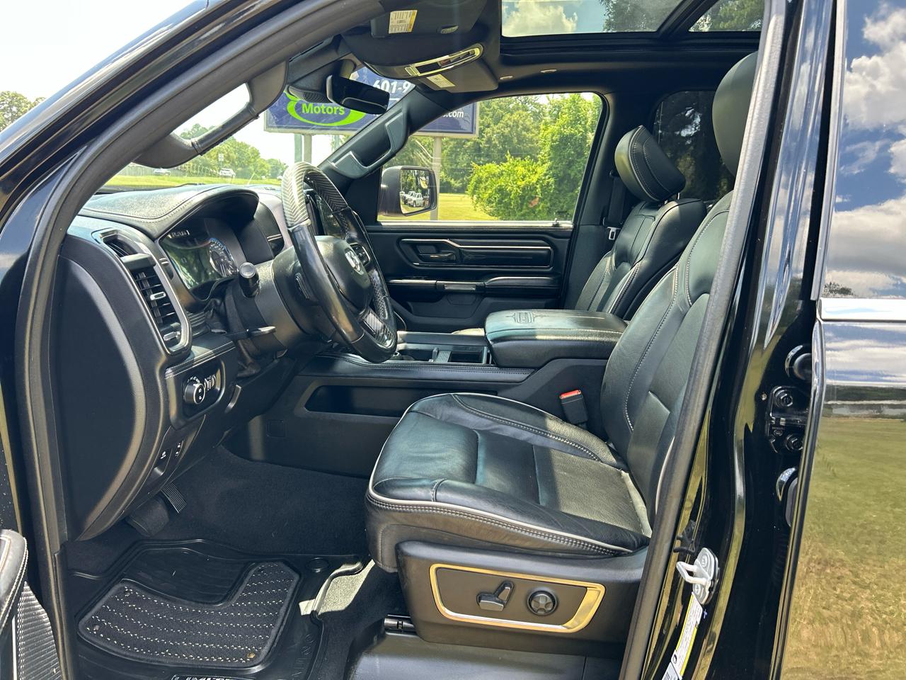 RAM 1500 Limited 4x2 Crew Cab 5'7" Box 2019