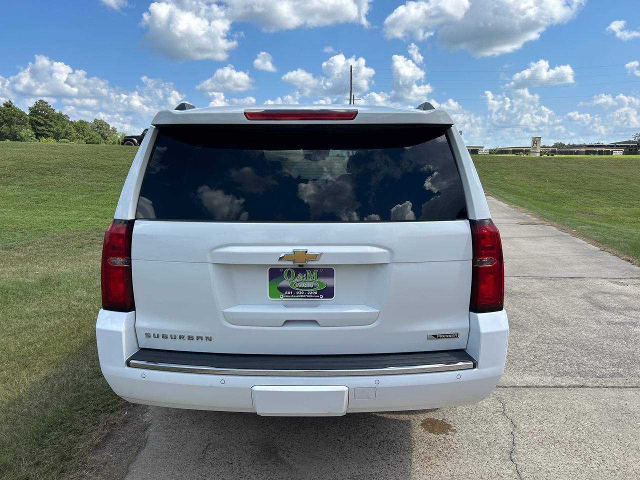 Chevrolet Suburban 4WD 4dr 1500 Premier 2017