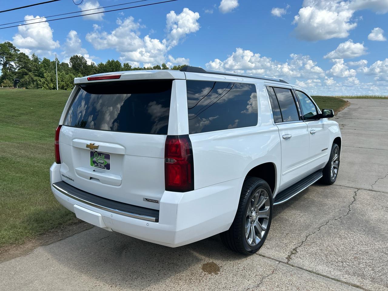 Chevrolet Suburban 4WD 4dr 1500 Premier 2017