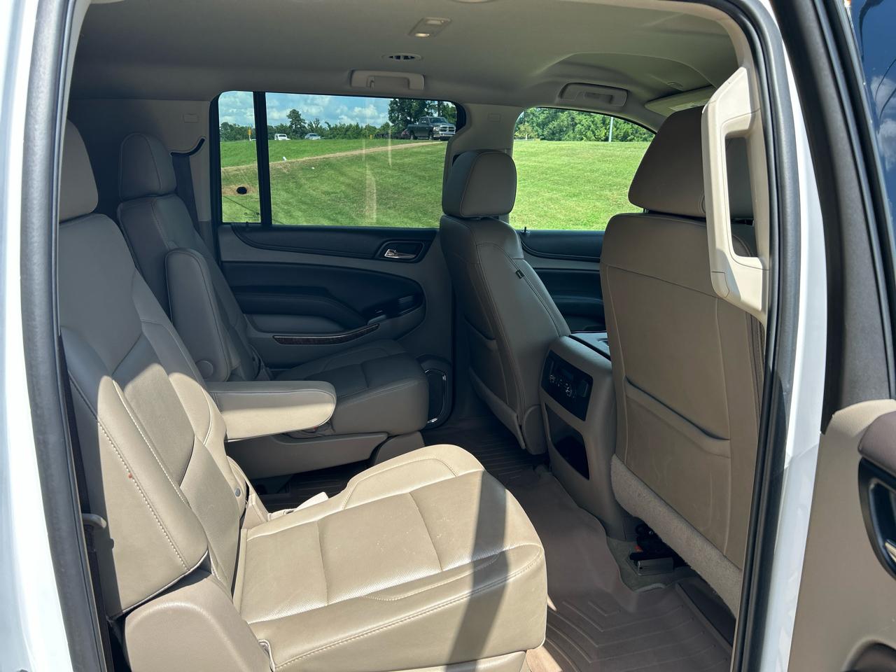 Chevrolet Suburban 4WD 4dr 1500 Premier 2017