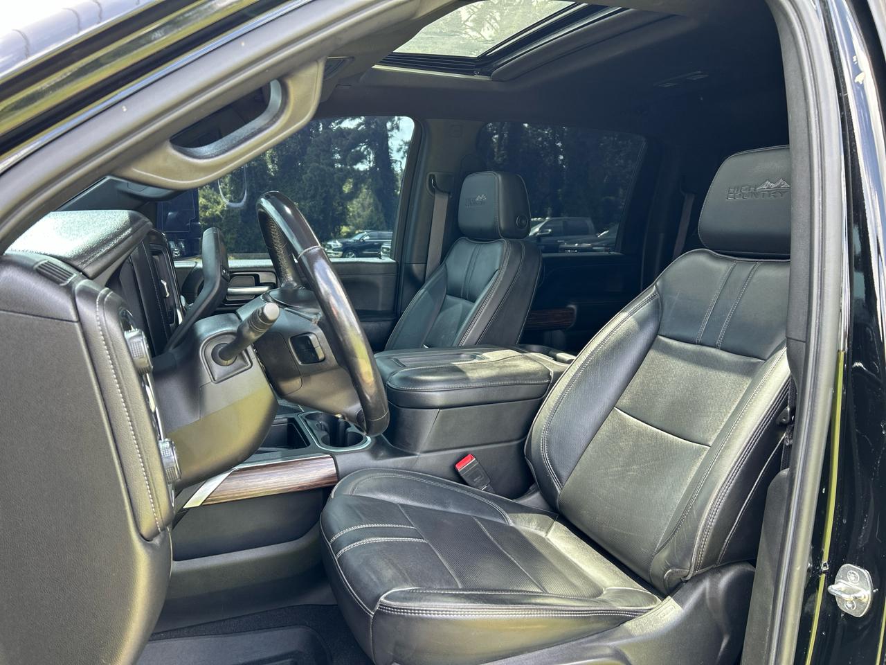 Chevrolet Silverado 2500HD 4WD Crew Cab 159" High Country 2021