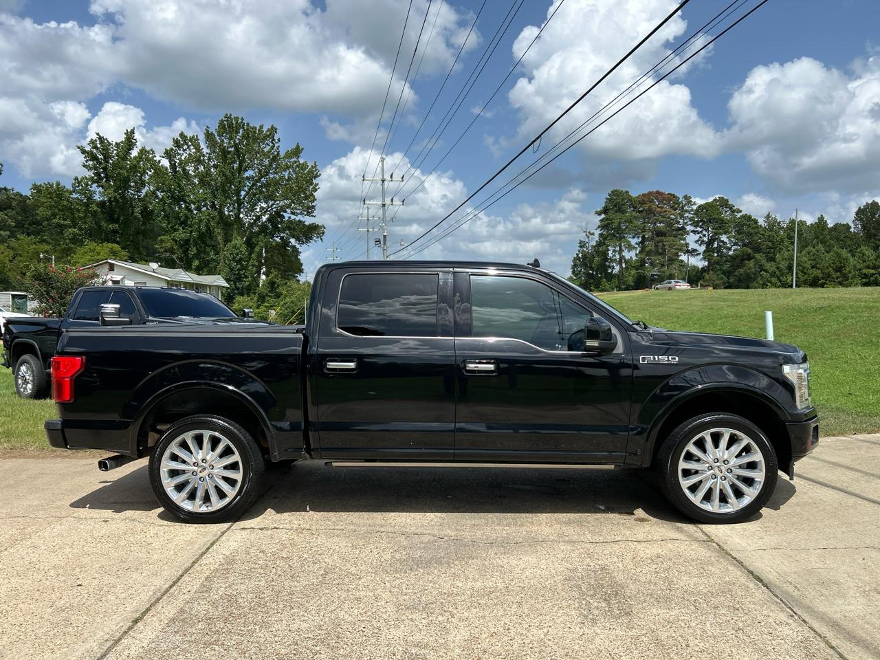 Ford F-150 4WD SuperCrew 145" Limited 2018
