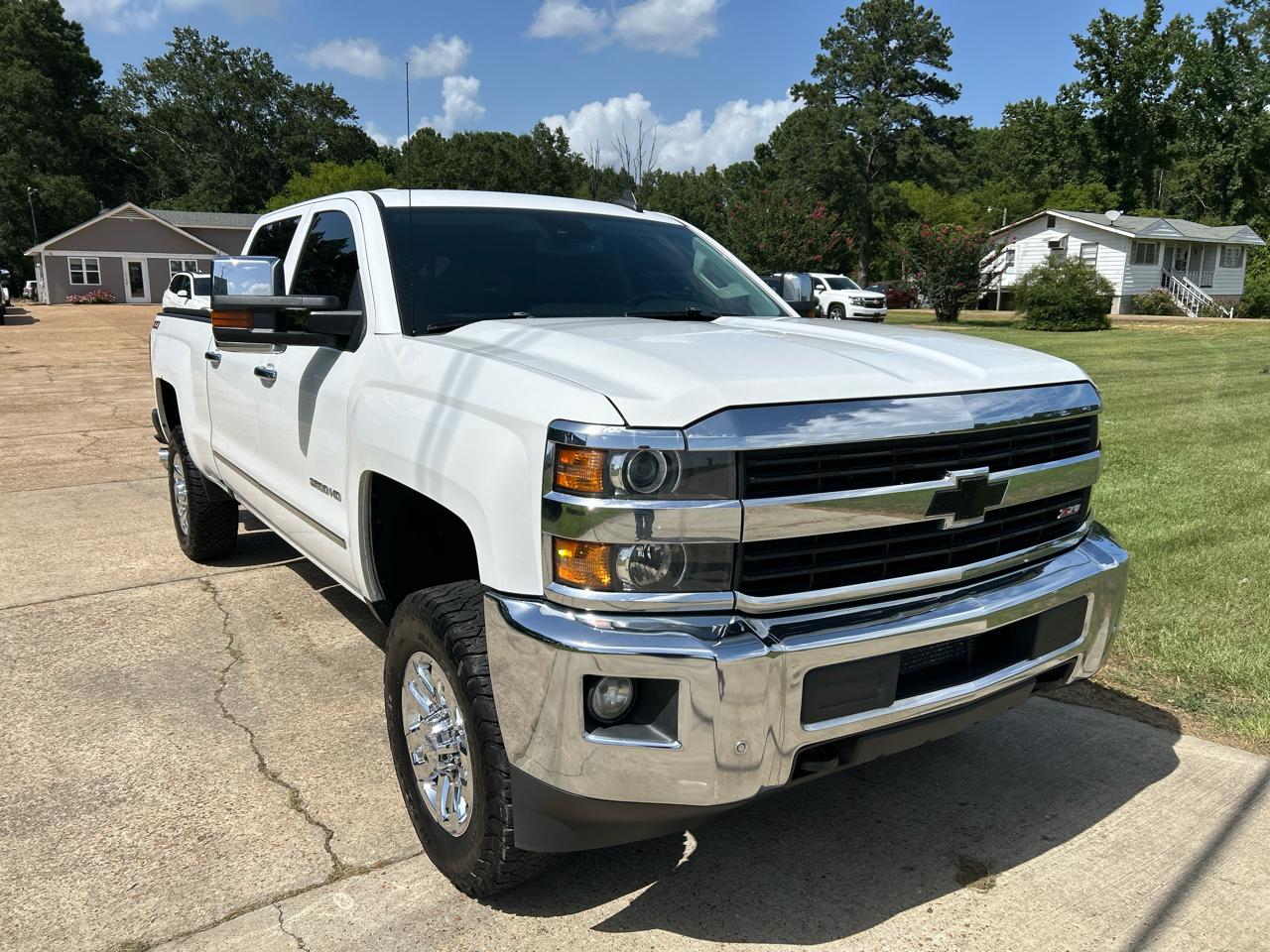 Chevrolet Silverado 2500HD 4WD Crew Cab 153.7" LTZ 2016