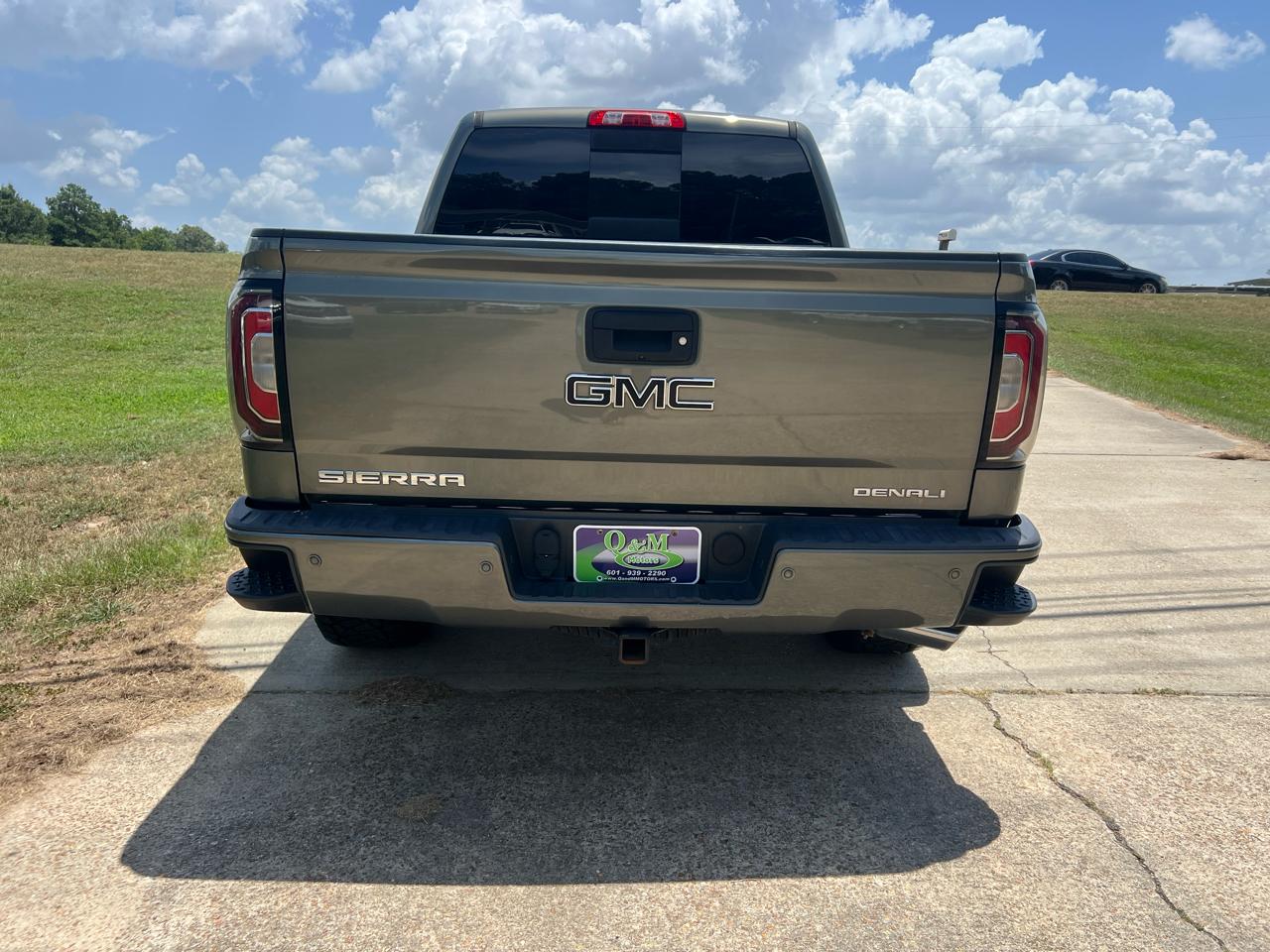 GMC Sierra 1500 4WD Crew Cab 143.5" Denali 2018