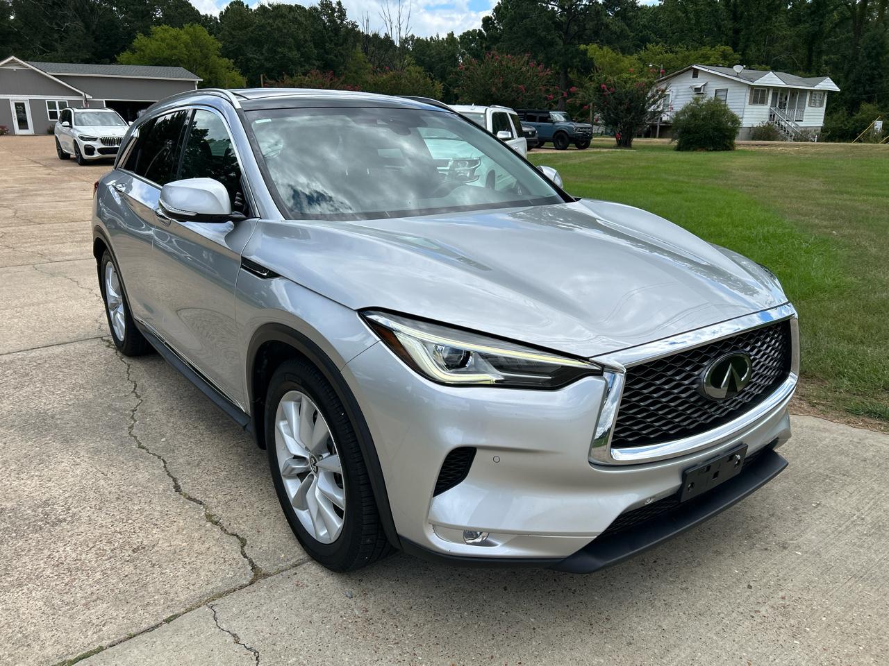 Infiniti QX50 Luxe 4D SUV FWD 2019