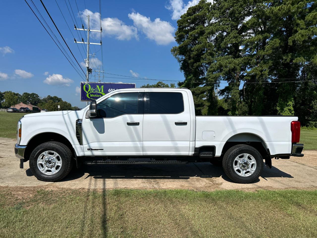 Ford Super Duty F-250 SRW King Ranch 4WD Crew Cab 8' Box 2025