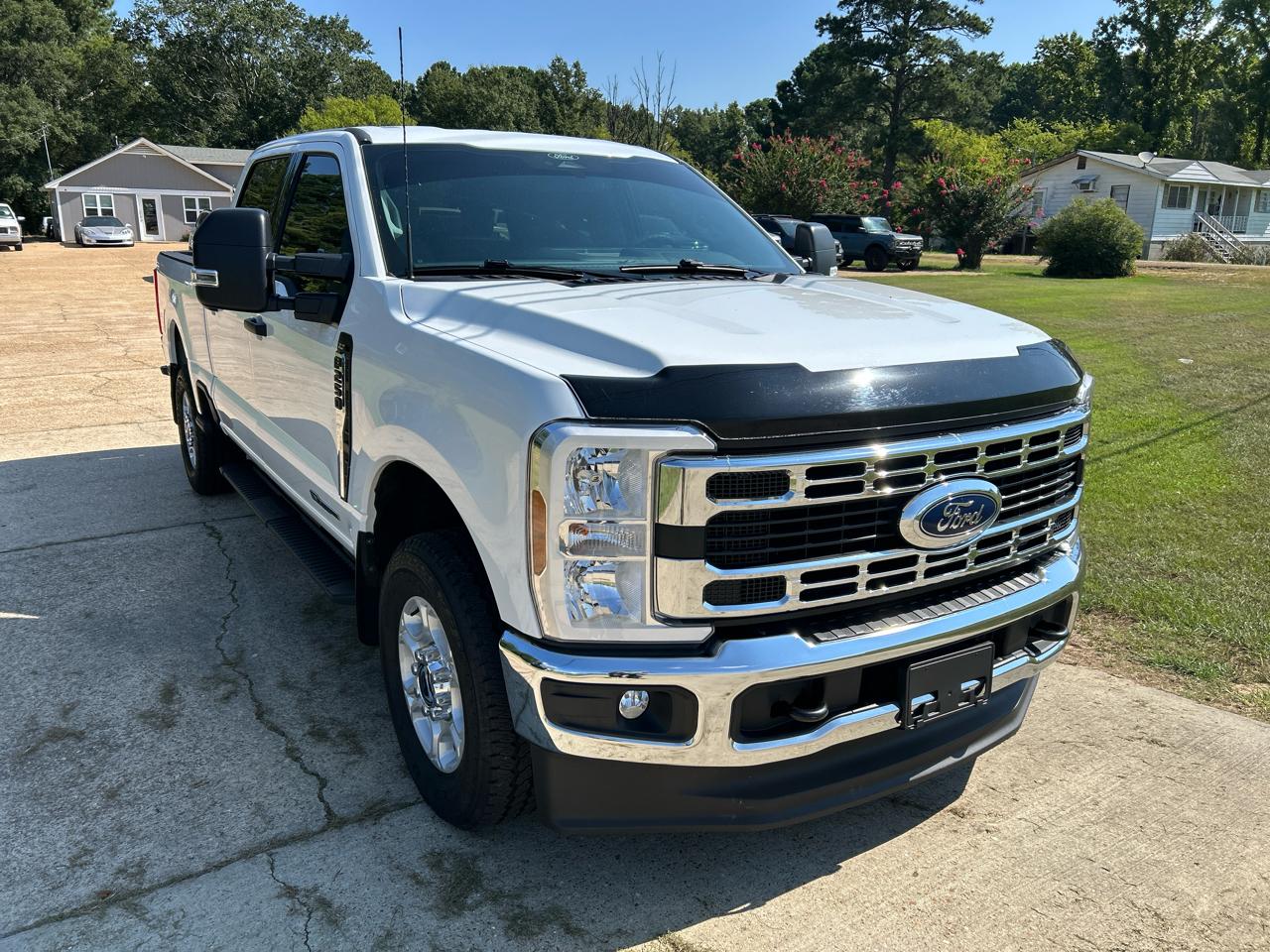 Ford Super Duty F-250 SRW King Ranch 4WD Crew Cab 8' Box 2025